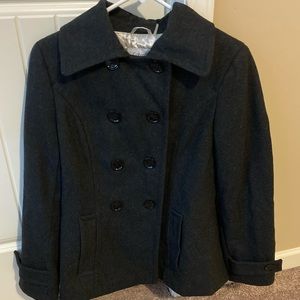 Nice winter coat no rips or tears